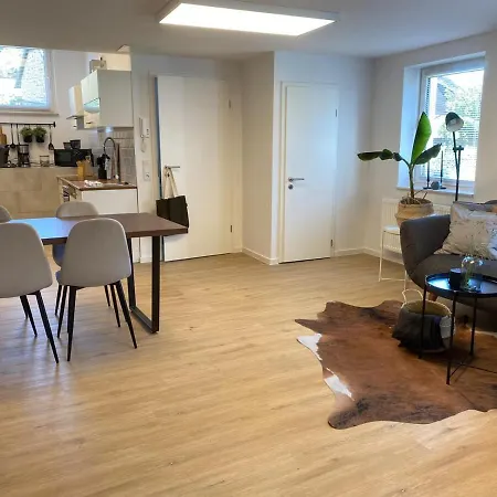 Altes Kino Xxl - 10 Gaeste Wifi Netflix Apartment