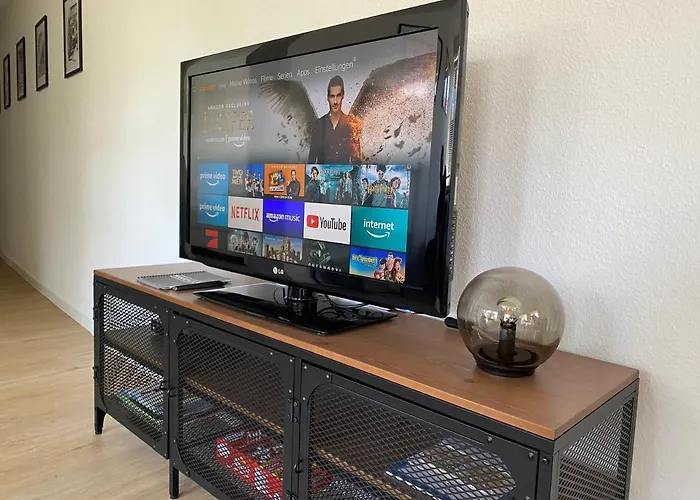 Apartmán Altes Kino Xxl - 10 Gaeste Wifi Netflix Momlingen