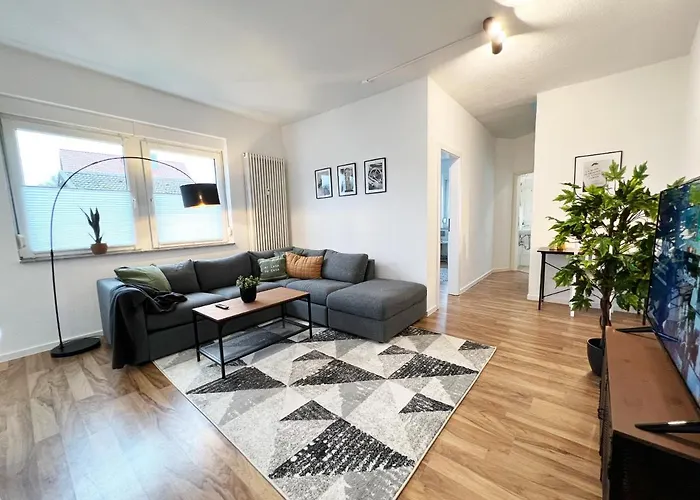 Altes Kino Xxl - 10 Gaeste Wifi Netflix * Momlingen